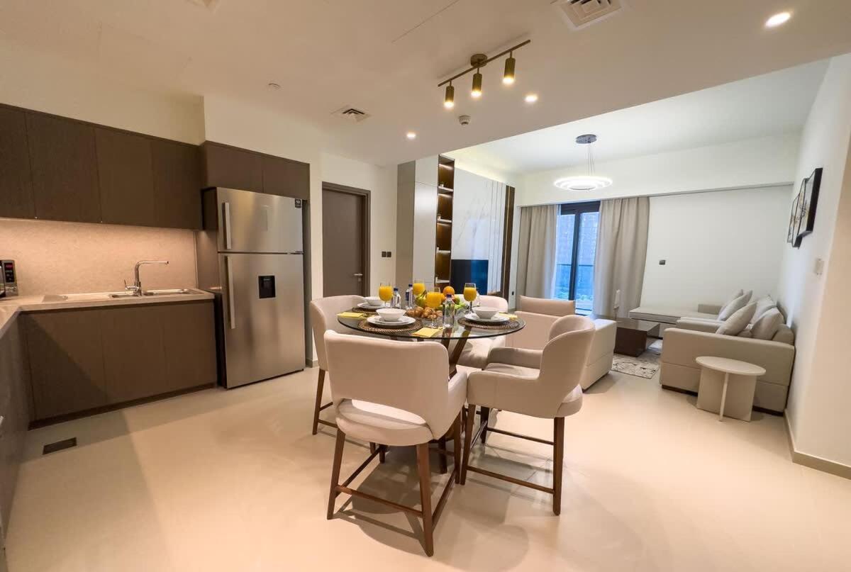 Apartment Elegant Style Brand New 2bdr In Heart Of Downtown Dubai